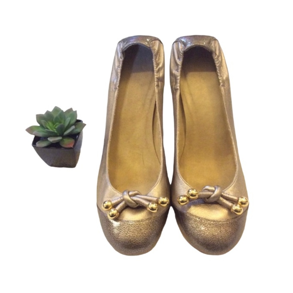 Stuart Weizmann Gold Heels - image 2